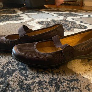 Women's Natural Sole by Naturalizer Brown